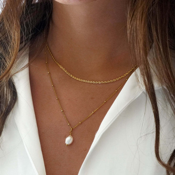 Colliers torsadées pendentif perle