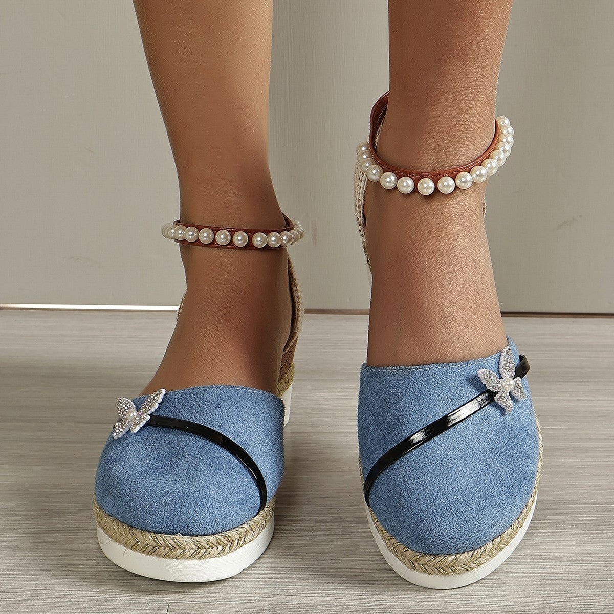 Chaussure compensée à nœud en corde de paille tressée