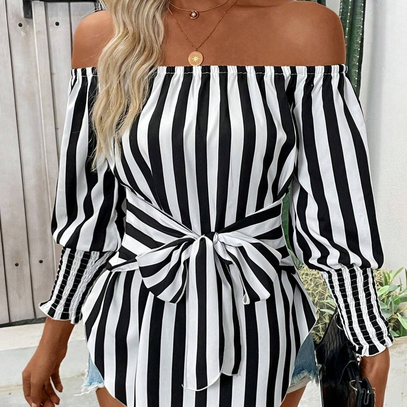 Chemisier à manches longues lanternes à épaules dénudées - Chic&Shines