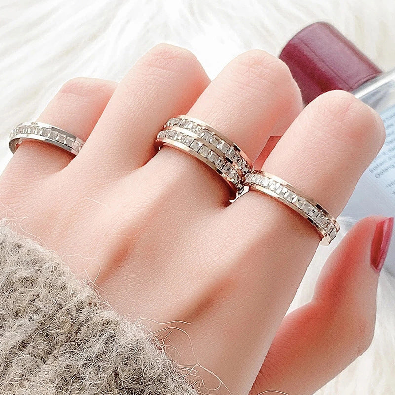 Bague simple et double rangée de diamants en acier titane