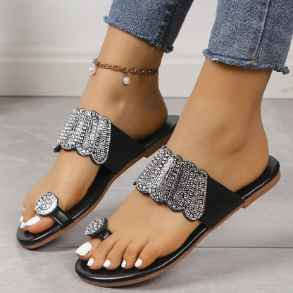 Sandales plates à bout rond et à strass - Chic&Shines