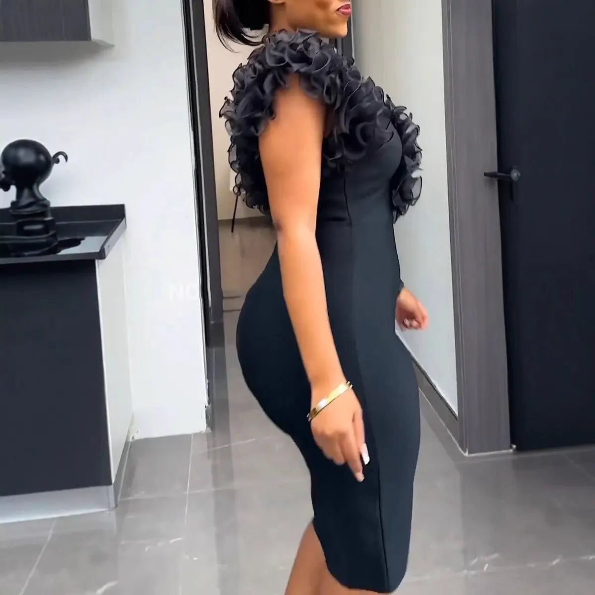 Robe mi longue moulante col en V - Chic&Shines