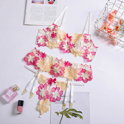 Ensemble soutien gorge string et porte Jarretière en dentelle Brodé - Chic&Shines