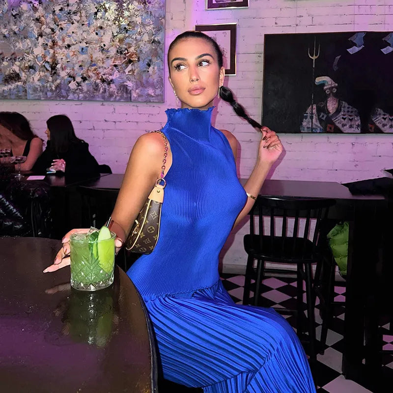 Robe col haut mi-longue jupe plissée sans manches - Chic&Shines