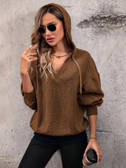 Sweat à capuche à manches longues et col en V - Chic&Shines