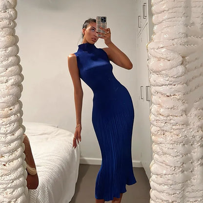 Robe col haut mi-longue jupe plissée sans manches - Chic&Shines