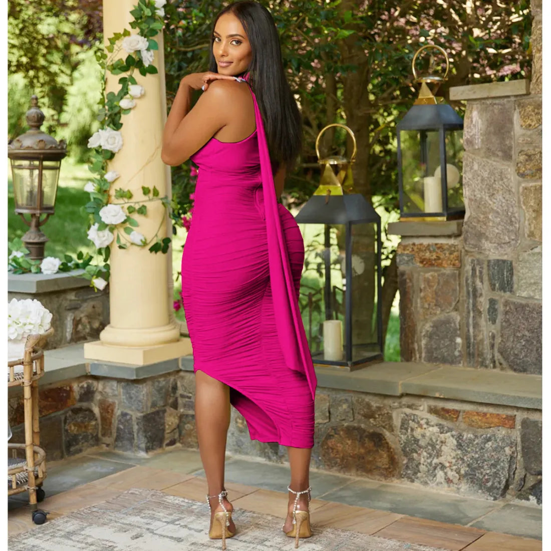 Robe longue moulante plissée sans manches - Chic&Shines