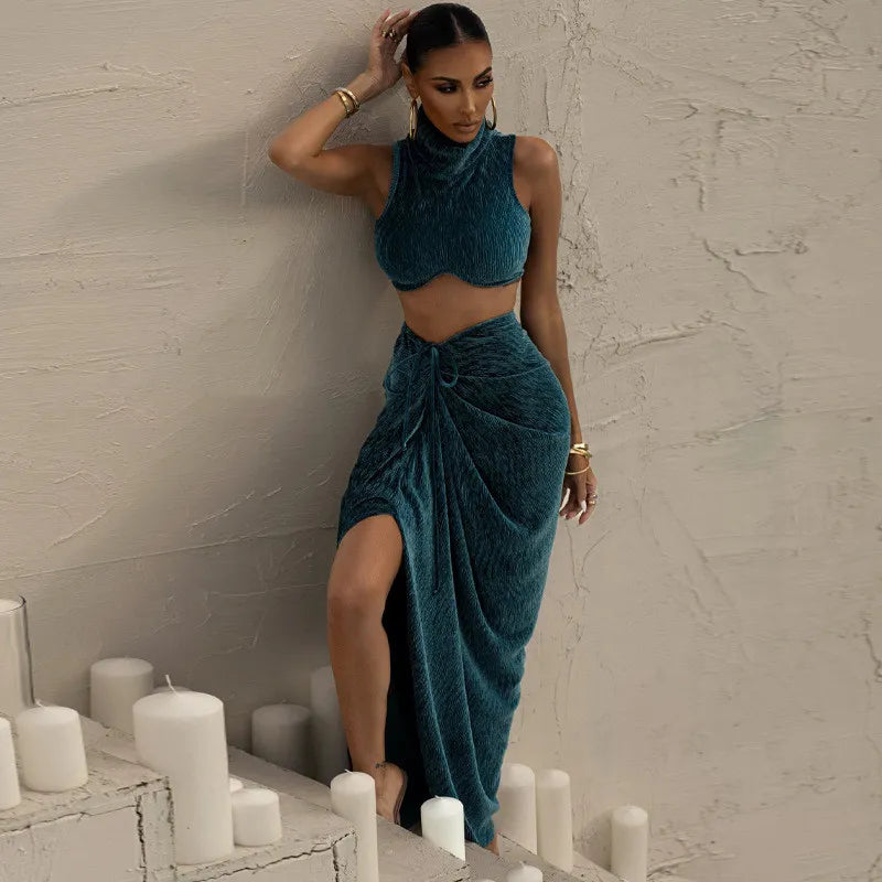 Ensemble Haut Court Sans Manches Et Sa Jupe Fendue - Chic&Shines