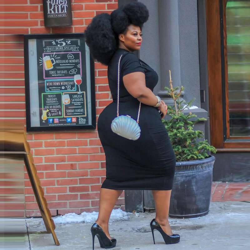 Robe mi-longue moulante manches courtes - Chic&Shines