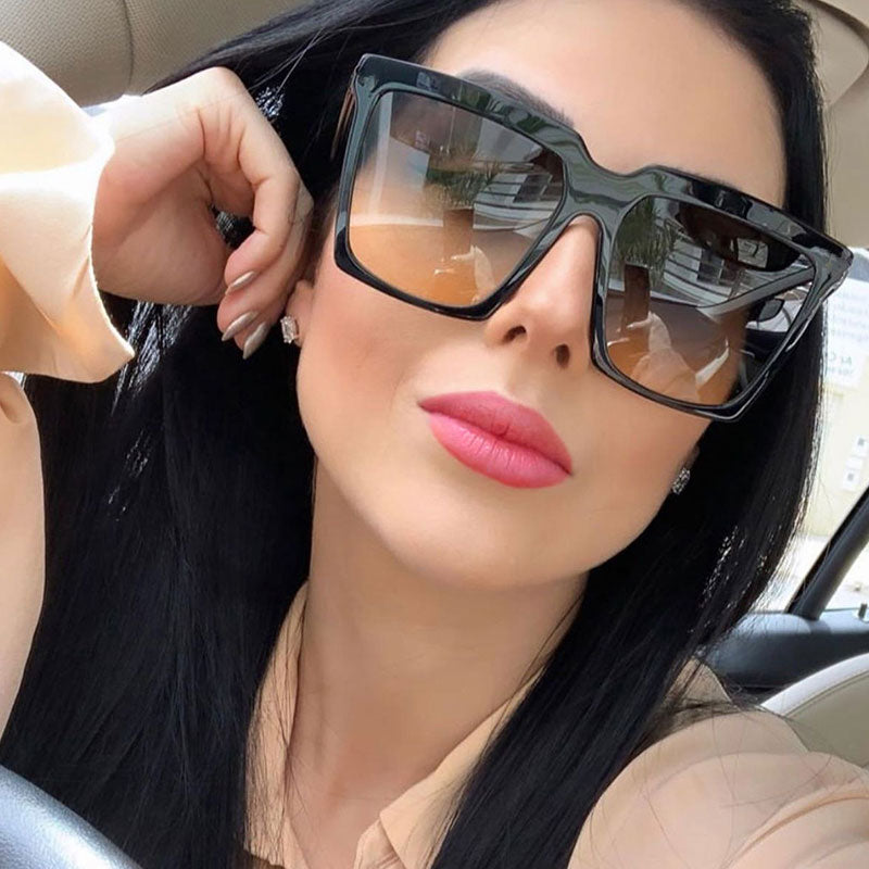 lunettes de soleil rétro à grande monture - Chic&Shines