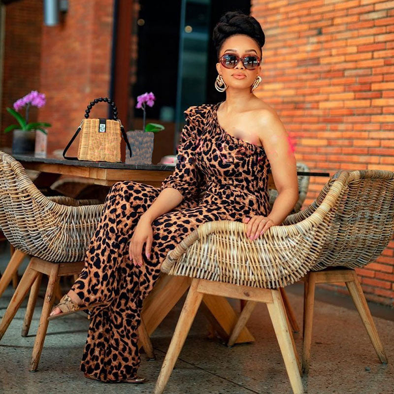 Combinaison pantalon à une épaule manche courte bouffante imprimé léopard - Chic&Shines