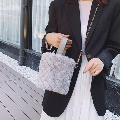 Sac seau à bandoulière Peluche Couleur Unie - Chic&Shines