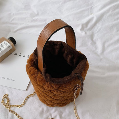 Sac seau à bandoulière Peluche Couleur Unie - Chic&Shines