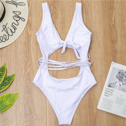 Maillot de bain cœur à lacets avant - Chic&Shines