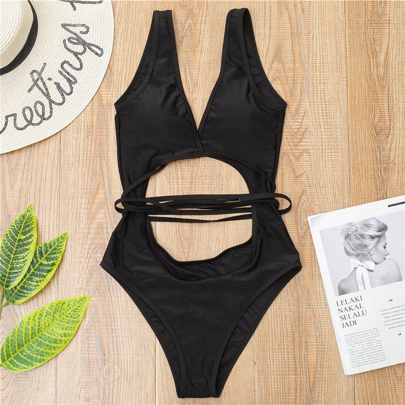 Maillot de bain cœur à lacets avant - Chic&Shines