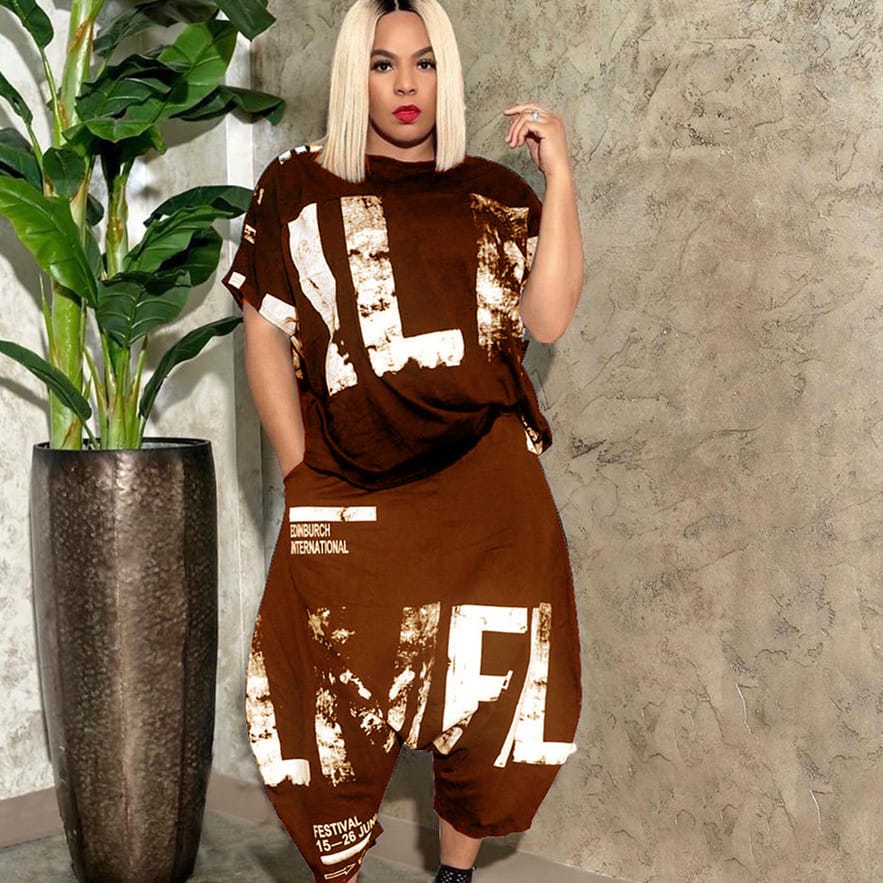 Ensemble haut manches courtes large et son pantalon sarouel impression lettre - Chic&Shines