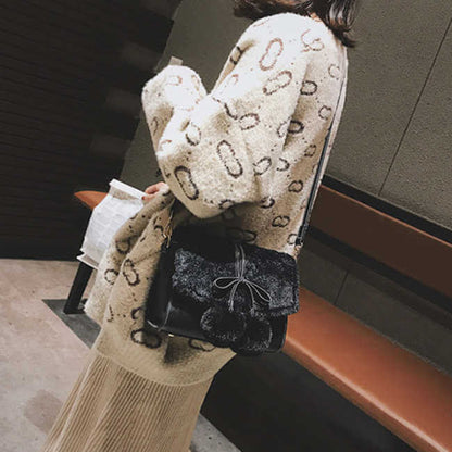 Sac à bandoulière Peluche Pompon - Chic&Shines