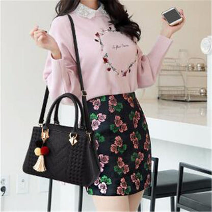 Sac à Bandoulière Décoratif Broderie et Pompon - Chic&Shines