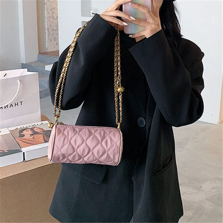 Fashion chain zipper cushion bag