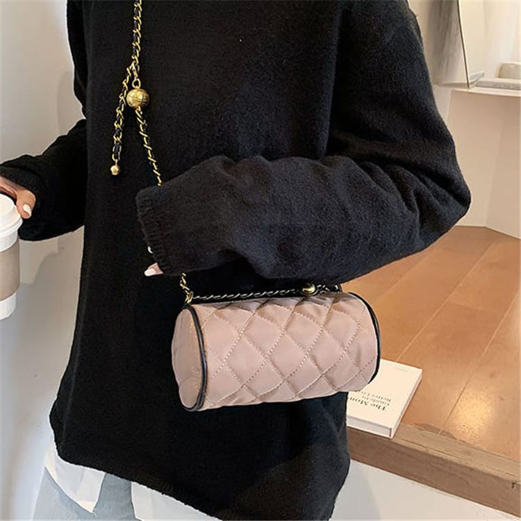 Fashion chain zipper cushion bag