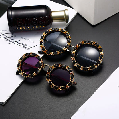 Lunettes de soleil Cadre rond de conception de chaîne - Chic&Shines
