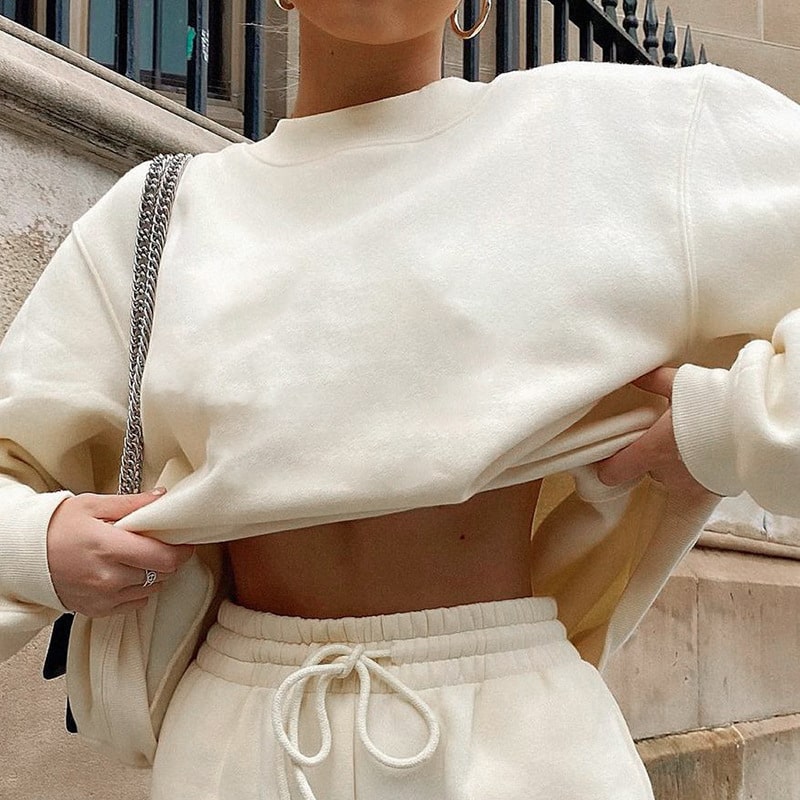 Ensemble short et sweat-shirt manche longue couleur unie - Chic&Shines