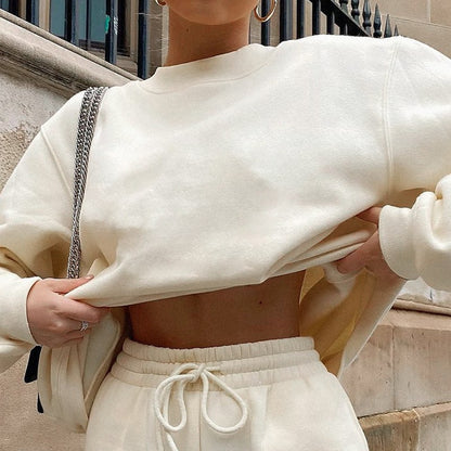 Ensemble short et sweat-shirt manche longue couleur unie - Chic&Shines