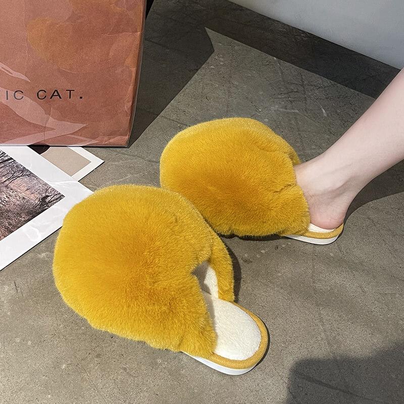Pantoufles Peluche Mode Couleur Unie
