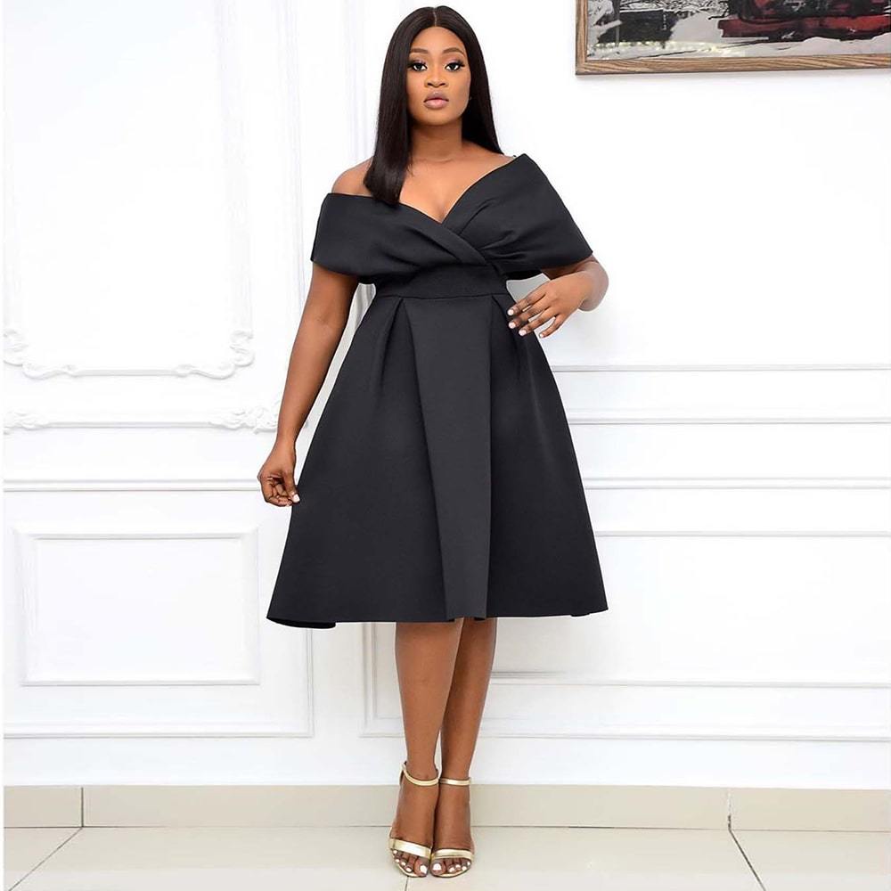 Robe élégante col V