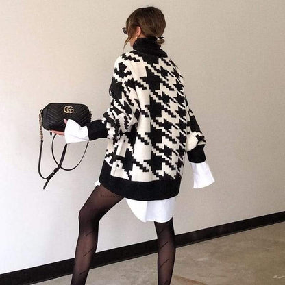 Tricots à manches longues et col roulé pied-de-poule