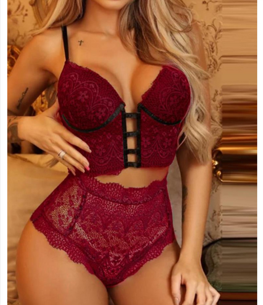 Ensemble lingerie soutien-gorge et culotte en dentelle et maille transparent - Chic&Shines