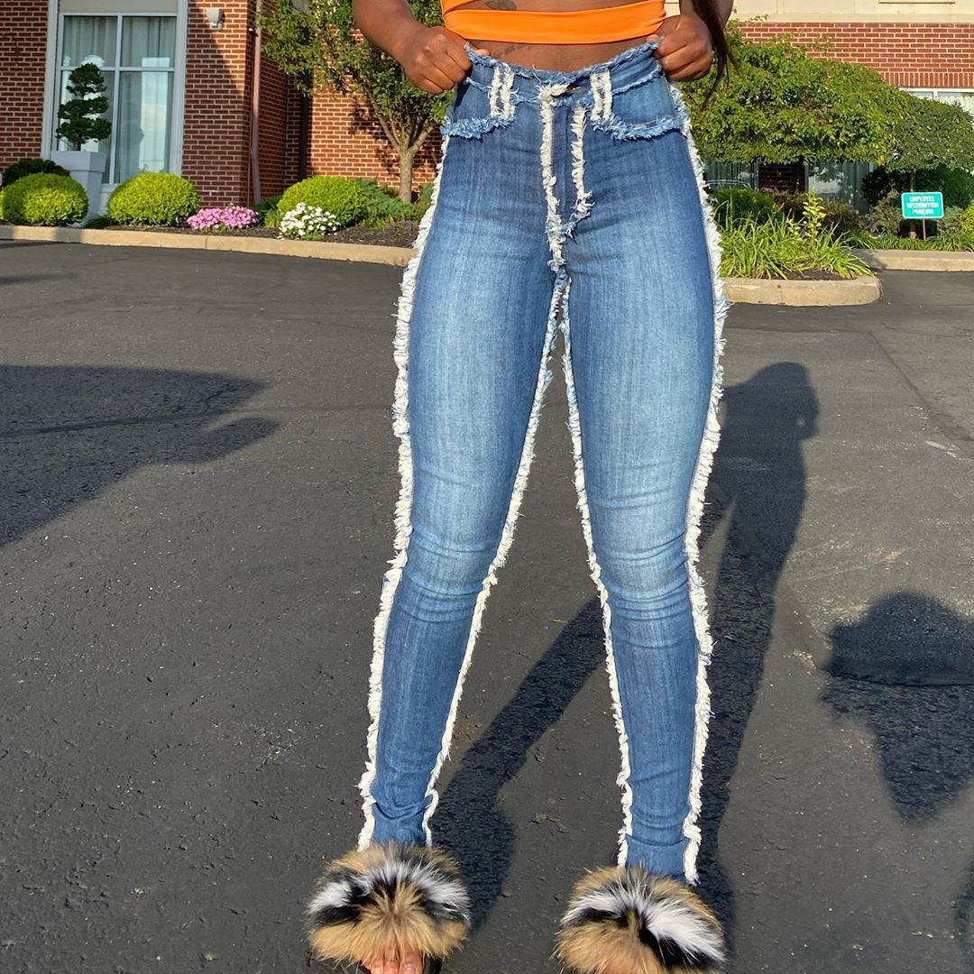 Jeans créatif à ourlet brut déchirée couleur unie - Chic&Shines