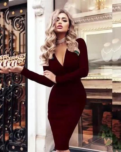 Robe moulante mi-longue à manches longues décolleté chic - Chic&Shines