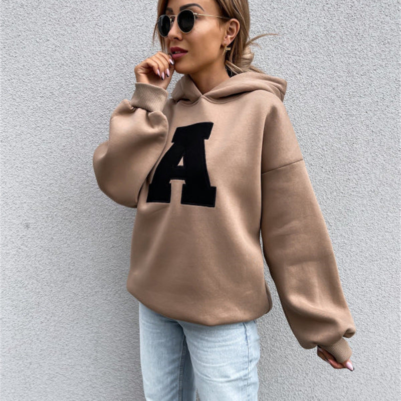 Pull à capuche sans poche imprimé lettre A - Chic&Shines