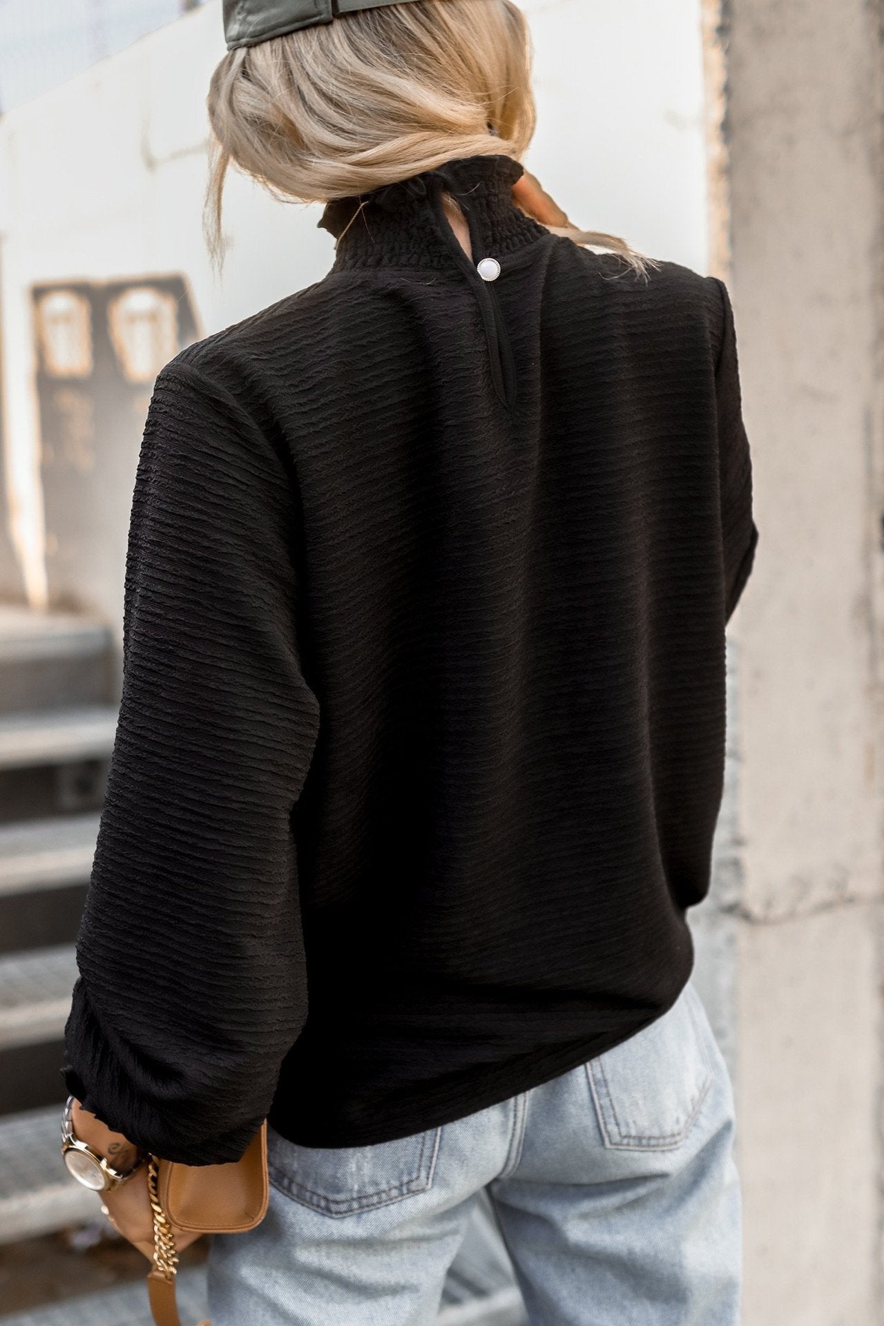 Chemisier à manches longues à volants col haut - Chic&Shines